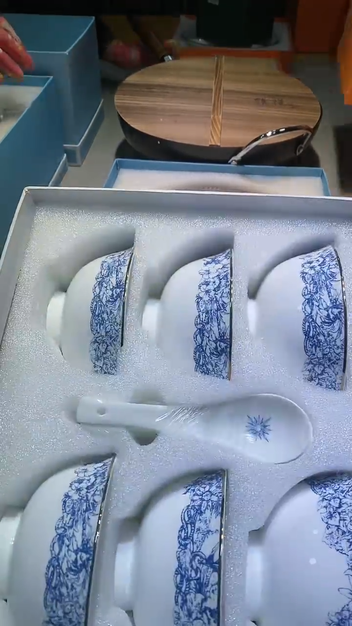 【闪购商品】瓷片11111111111111111