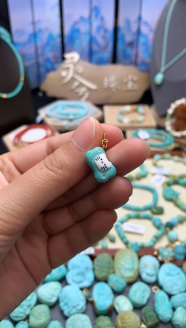 【闪购商品】绿松石挂件18K金镶嵌18K骨头滴流