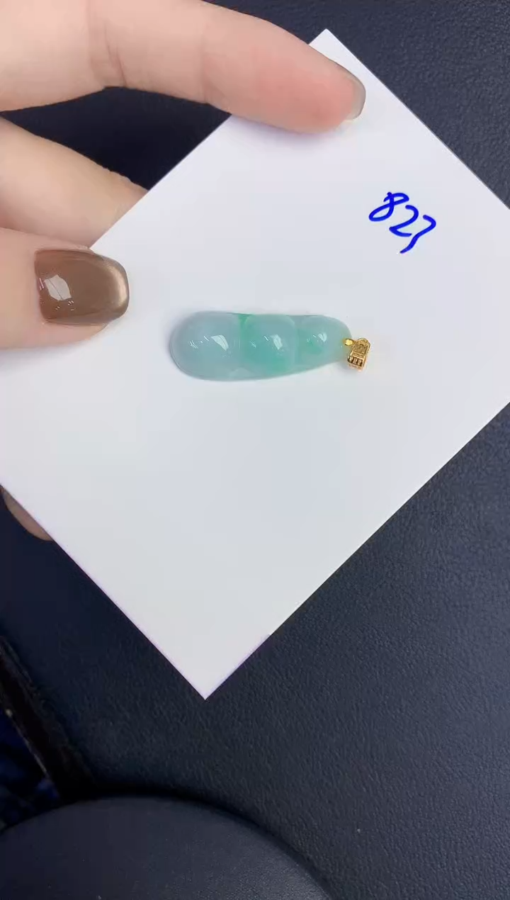 颈饰未镶嵌翡翠缅甸天然翡翠A货