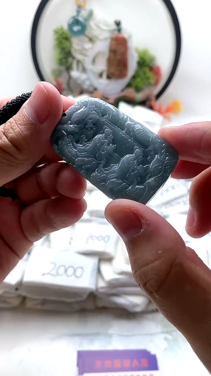 颈饰未镶嵌翡翠九龙1