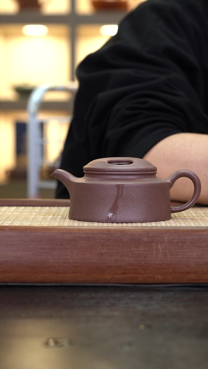 茶壶紫砂ZQ底槽清 牛盖莲子