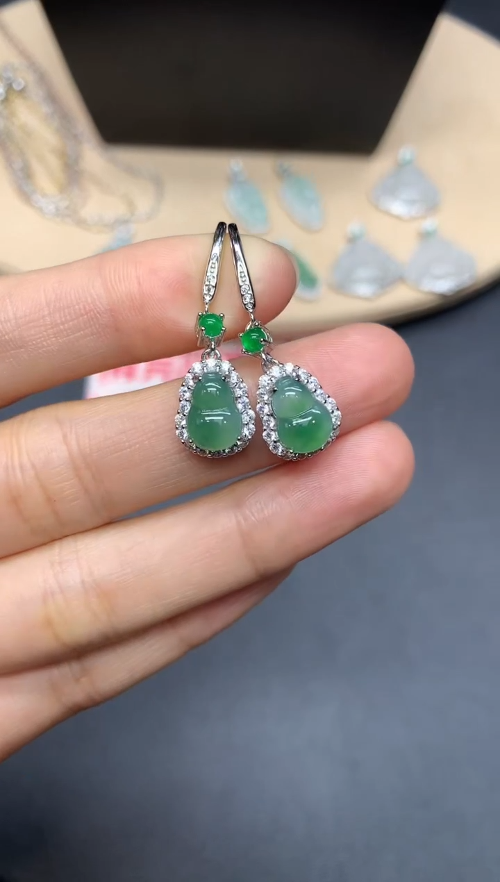 【闪购商品】翡翠耳饰银S925镶嵌葫芦【多样性发其一】