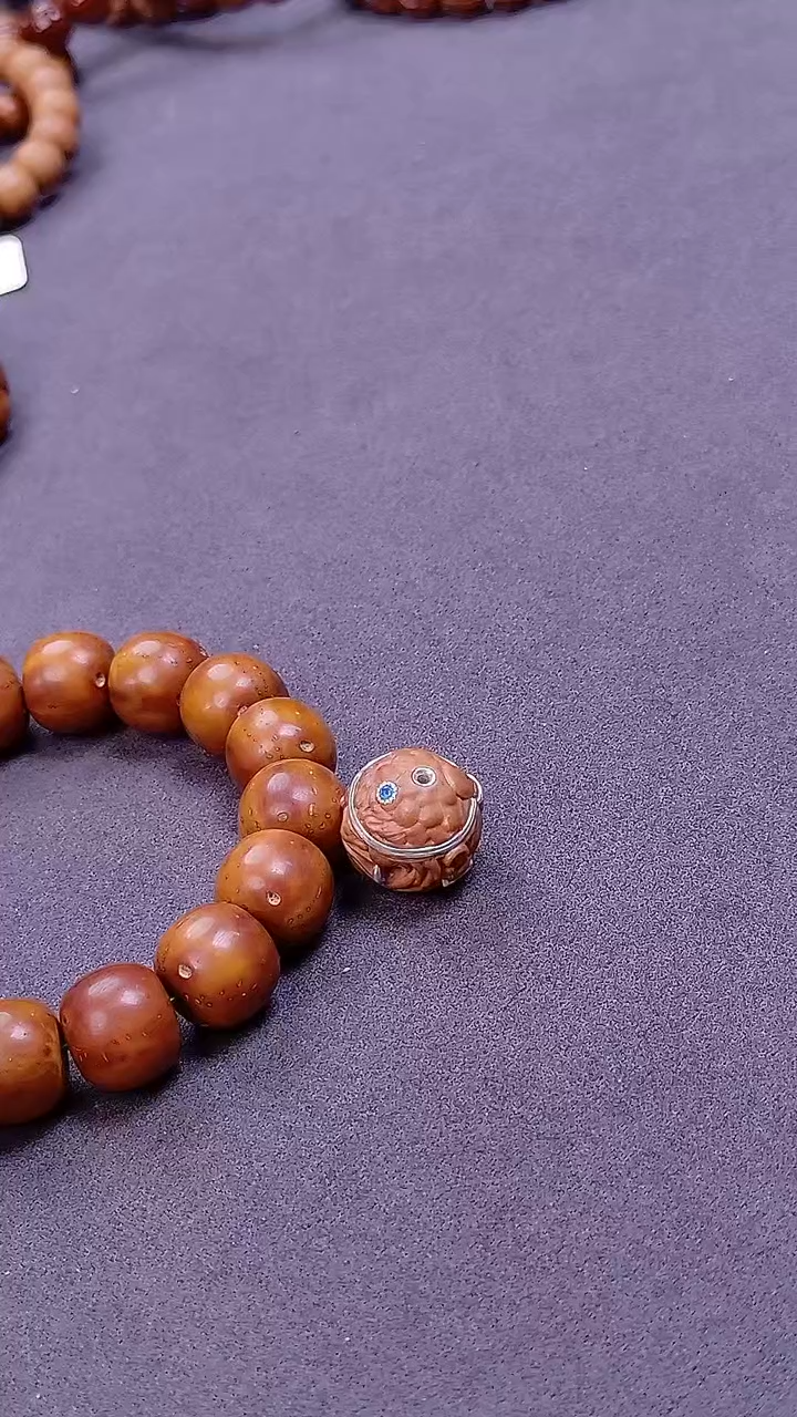 手串猴头核桃单颗雕刻盲僧18+2