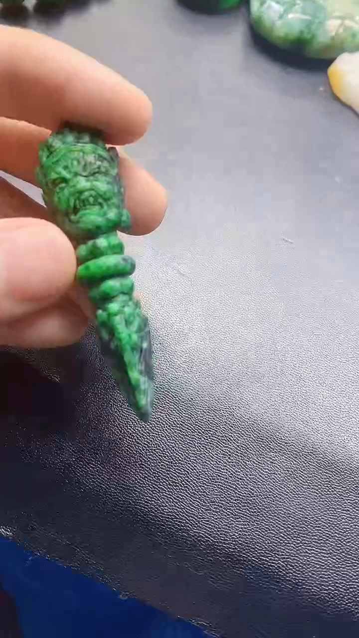 颈饰未镶嵌翡翠天然缅甸a货翡翠