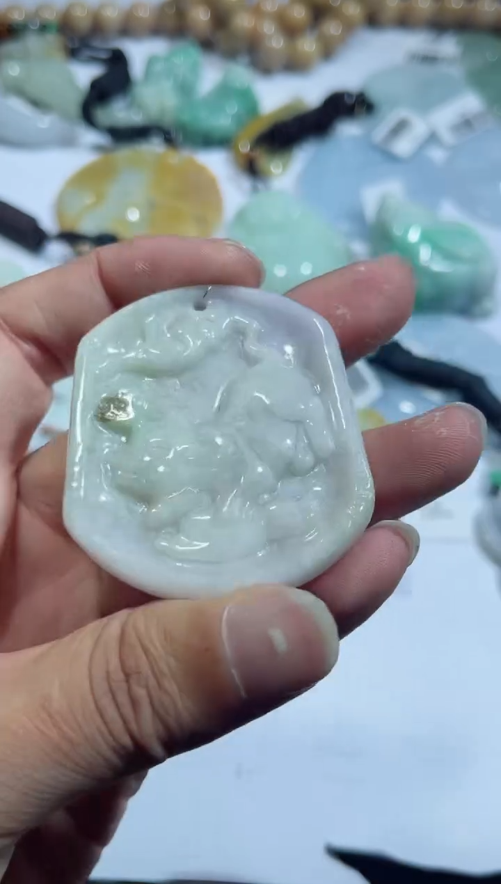 【闪购商品】翡翠吊坠(不含链)未镶嵌00001088