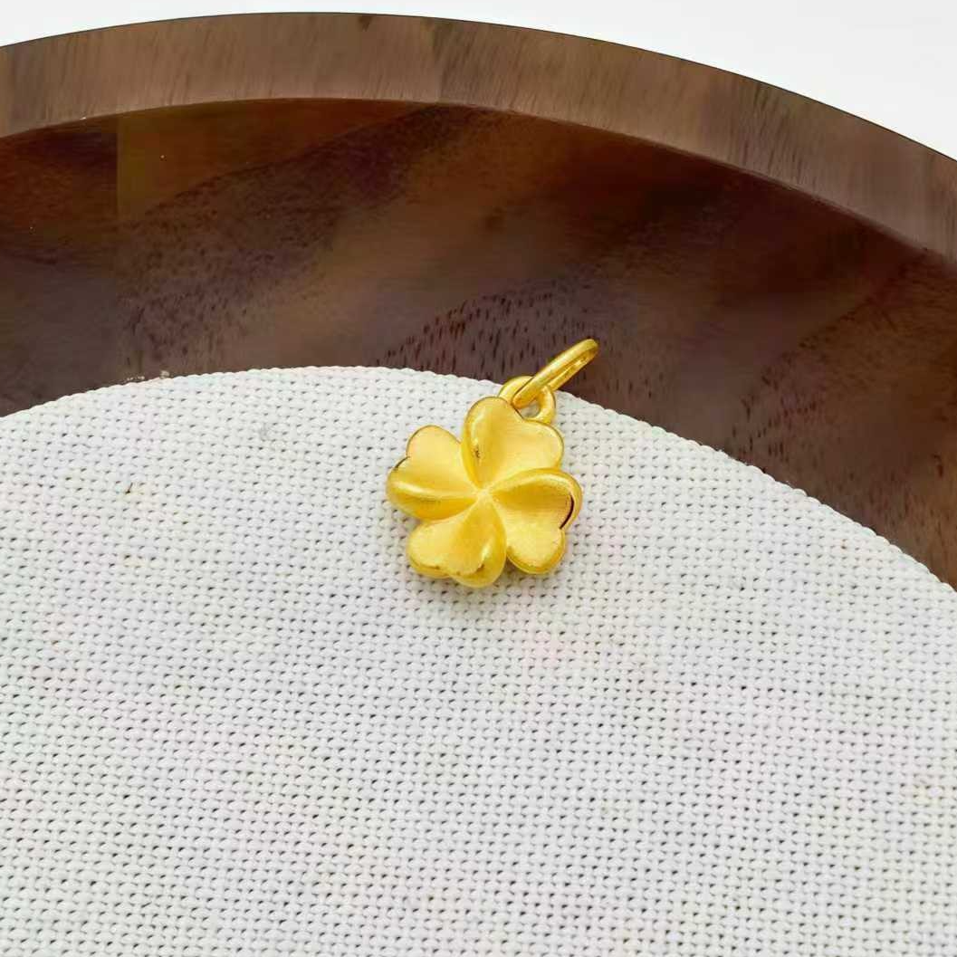 足金999 幸运四叶草吊坠 0.48