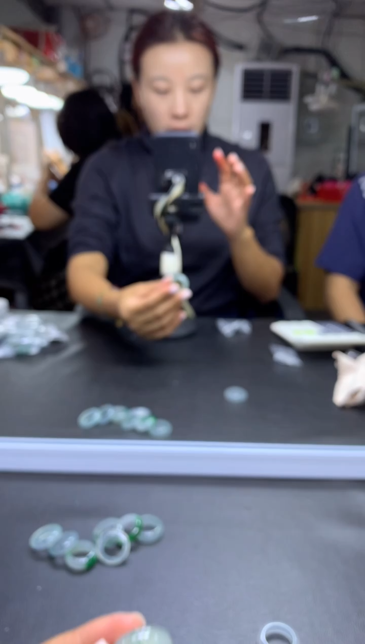 未镶嵌定制翡翠纳戒圈#2888元-毛货需精细抛光