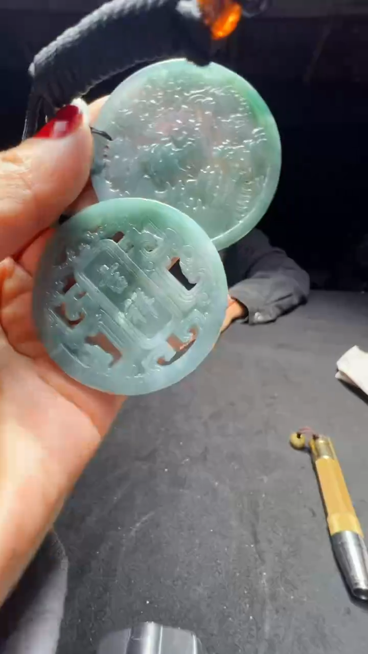 【闪购商品】翡翠吊坠(赠链)未镶嵌0598836844多样性发货