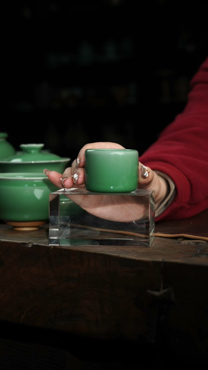 【闪购商品】瓷片瓷茶记 梅子青 扳指杯