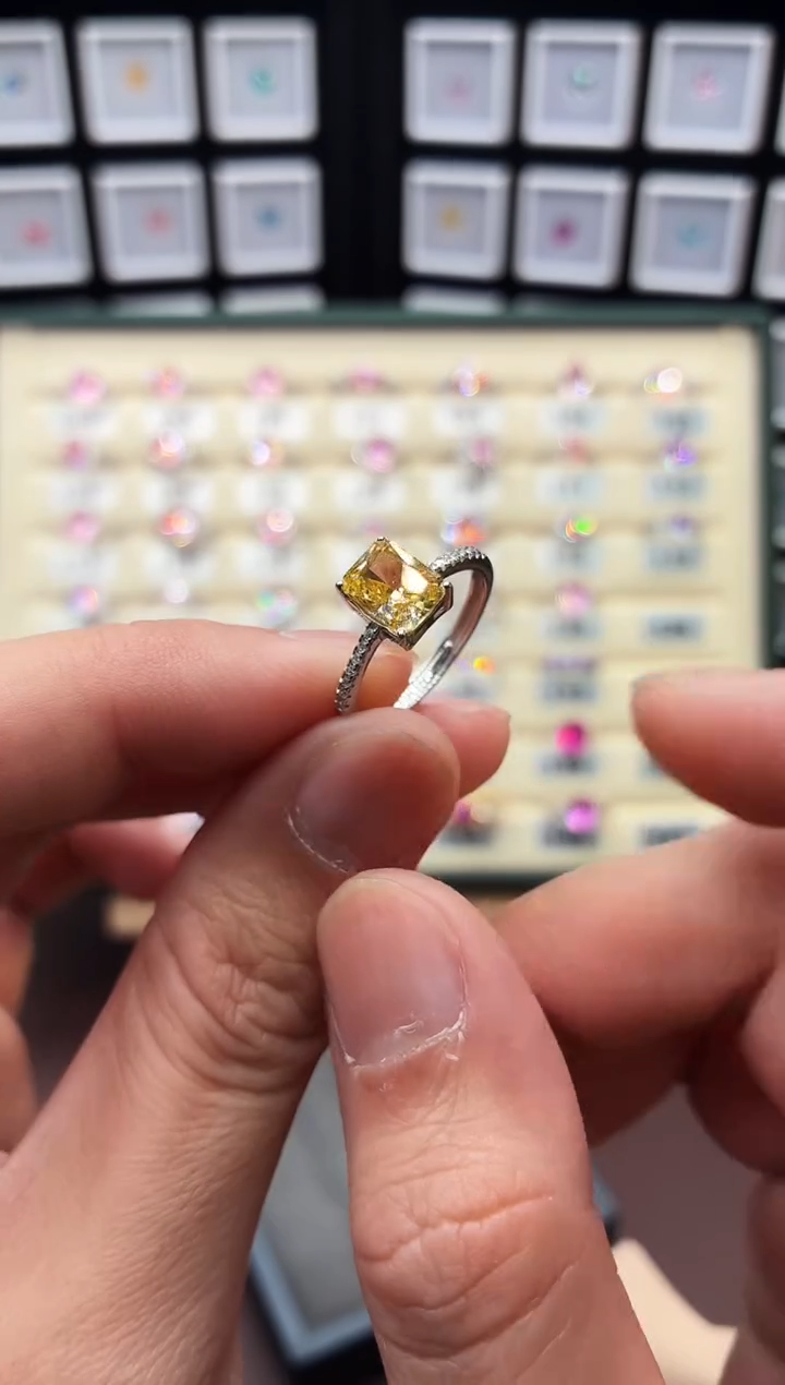 戒指彩色蓝宝石银S925镶嵌111