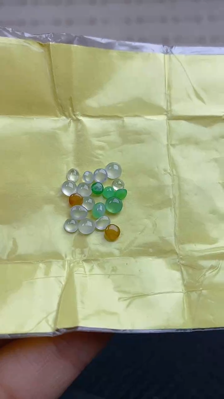 【闪购商品】翡翠耳饰未镶嵌天然A货翡翠110