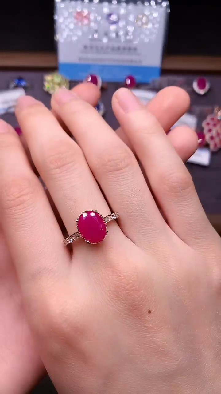 【闪购商品】红宝石戒指银S925镶嵌......