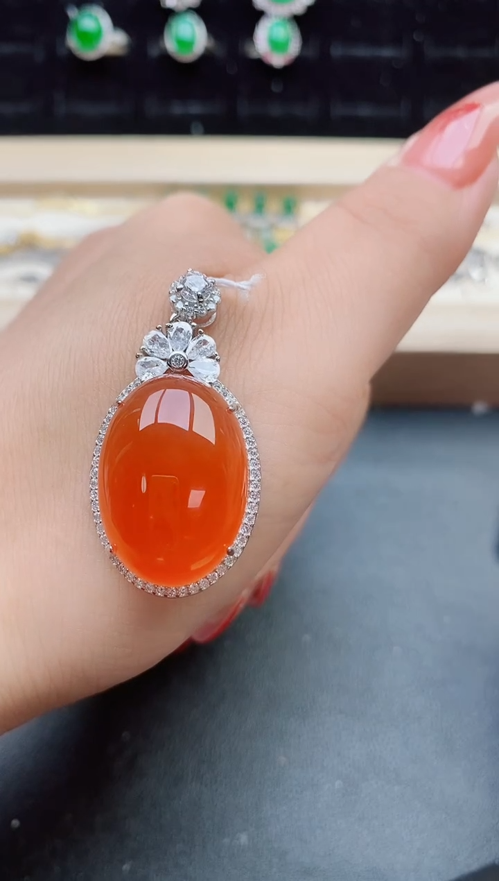 【闪购商品】玛瑙/玉髓吊坠(赠链)银S925镶嵌321321