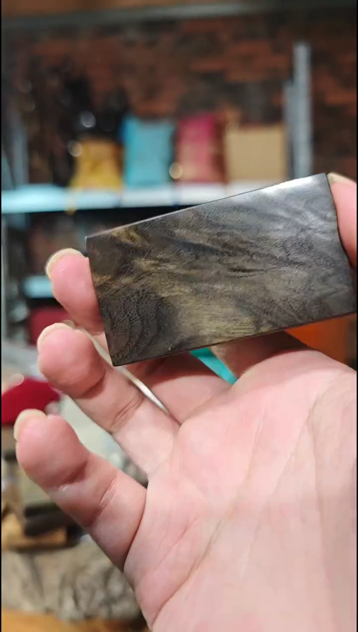 金丝楠泥*无事牌手把件