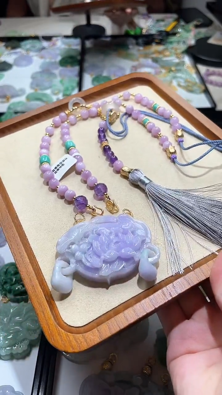 【闪购商品】翡翠颈饰未镶嵌吊坠