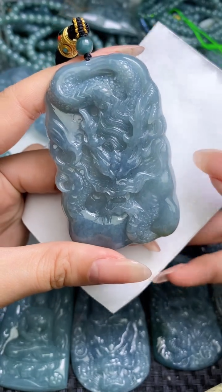 【闪购商品】翡翠颈饰未镶嵌