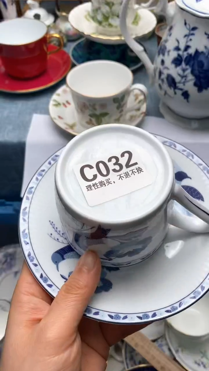 1L*032假期愉快   天天快乐