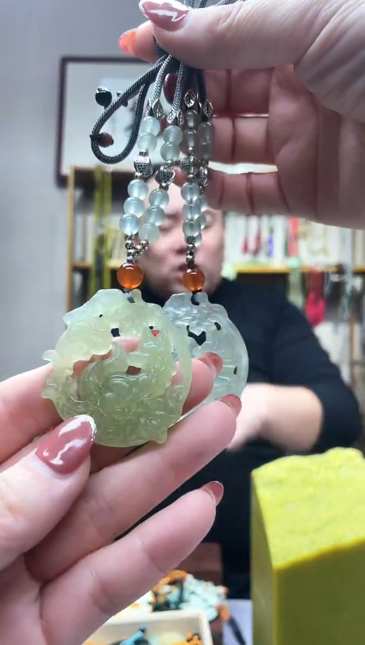 未镶嵌岫玉吊坠`多样性发货 拍一发一