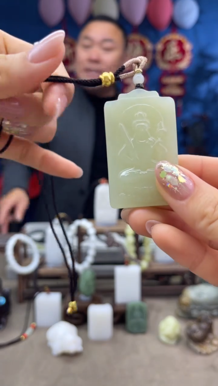 【闪购商品】和田玉颈饰未镶嵌1