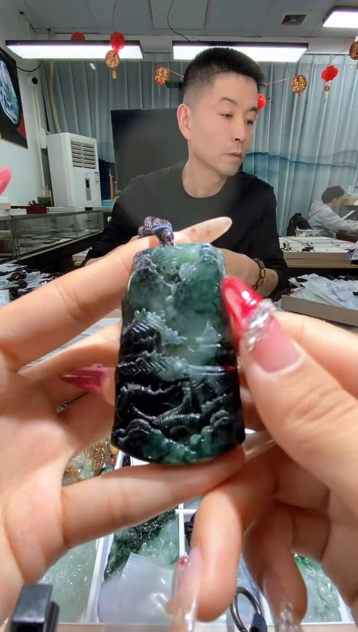 【闪购商品】翡翠颈饰未镶嵌天然缅甸翡翠A货未镶嵌