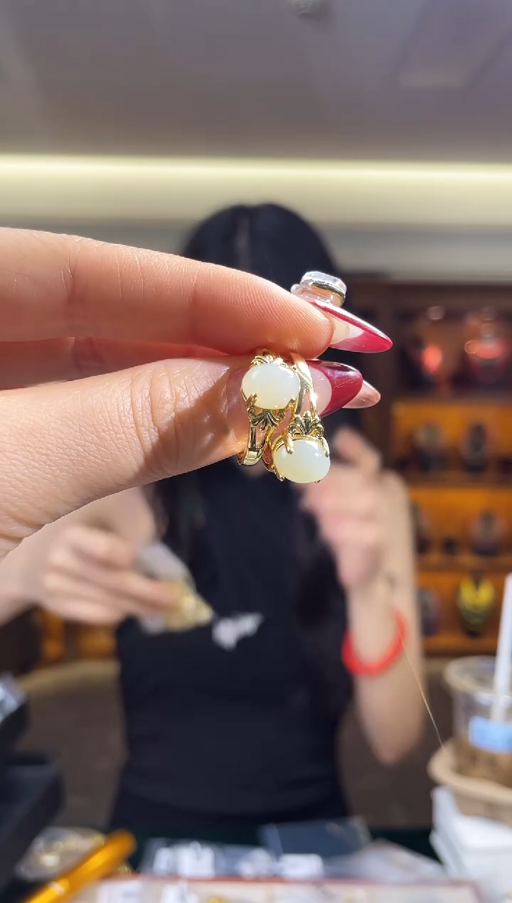 未镶嵌戒指和田玉（多样性发一件）