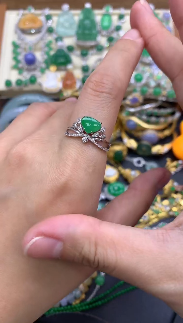 翡翠戒指18K金镶嵌368-中国好珍宝