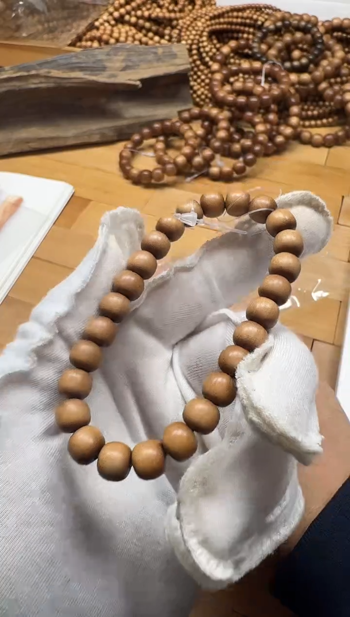 【闪购商品】檀香木手串/手链老山檀香四剖料7*8单圈沉水