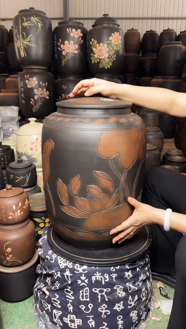 【闪购商品】壶瑕疵茶缸高51cm 荷花  284