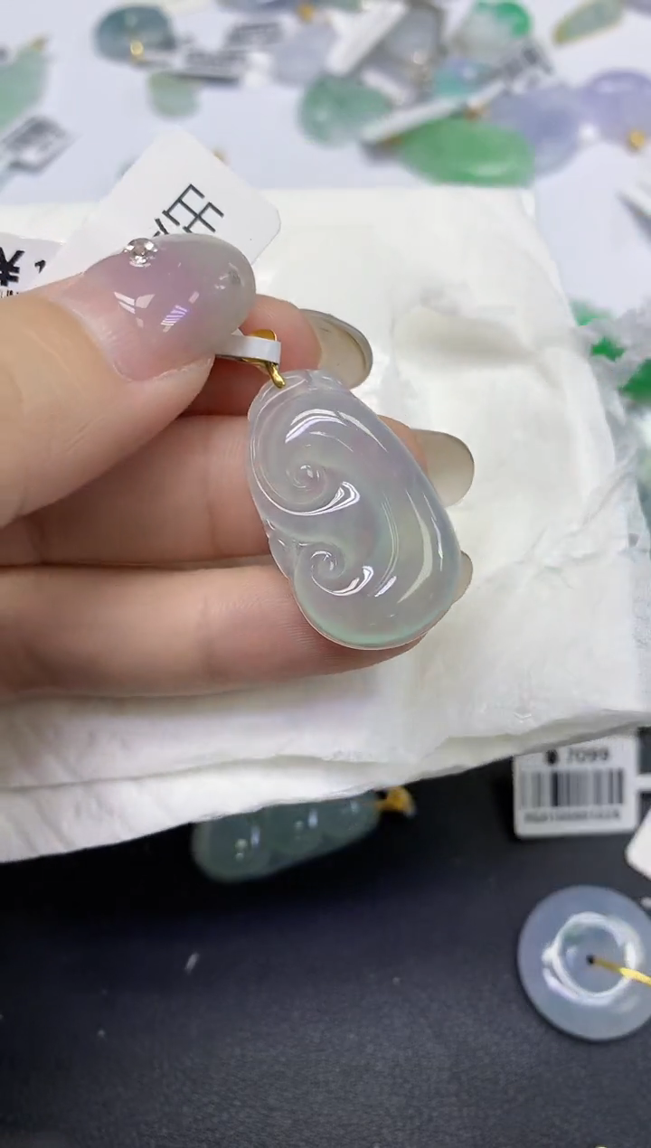 颈饰18K金镶嵌翡翠天然缅甸翡翠A货百元以上9元证书费自理