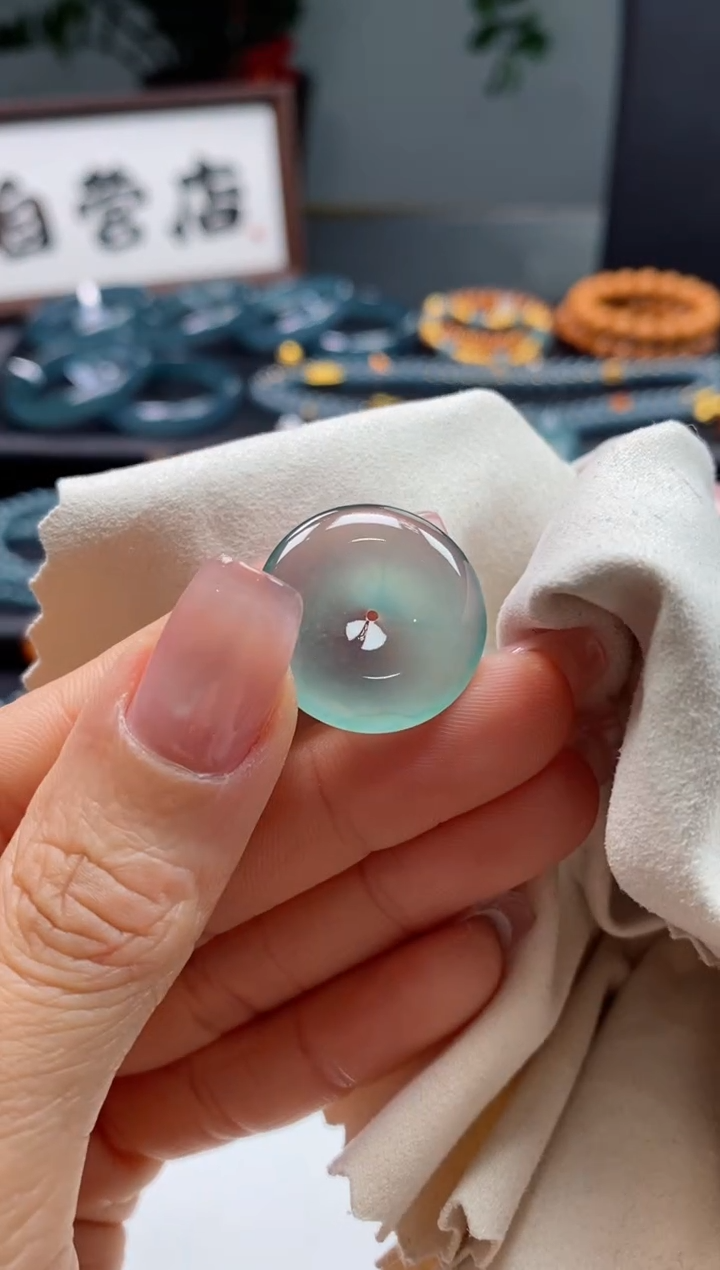 【闪购商品】翡翠颈饰未镶嵌0985033533