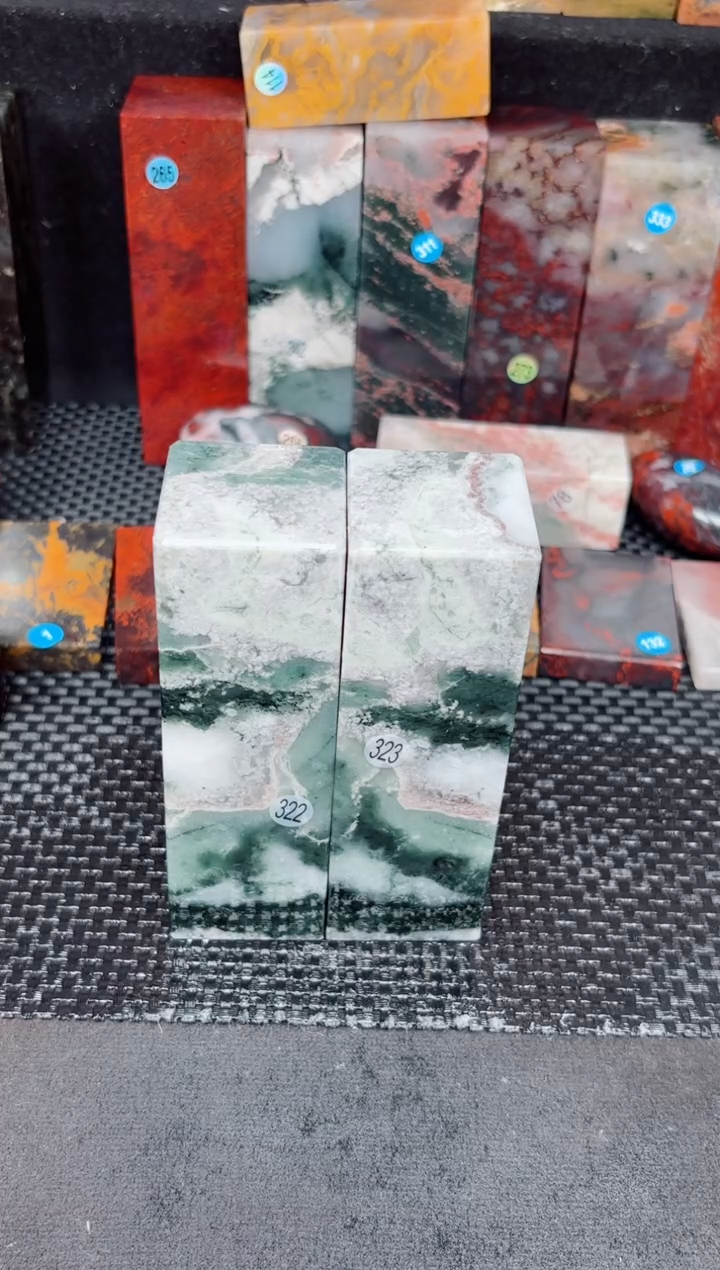 玉光***巨桂林创意摆件装饰 编号：322+323