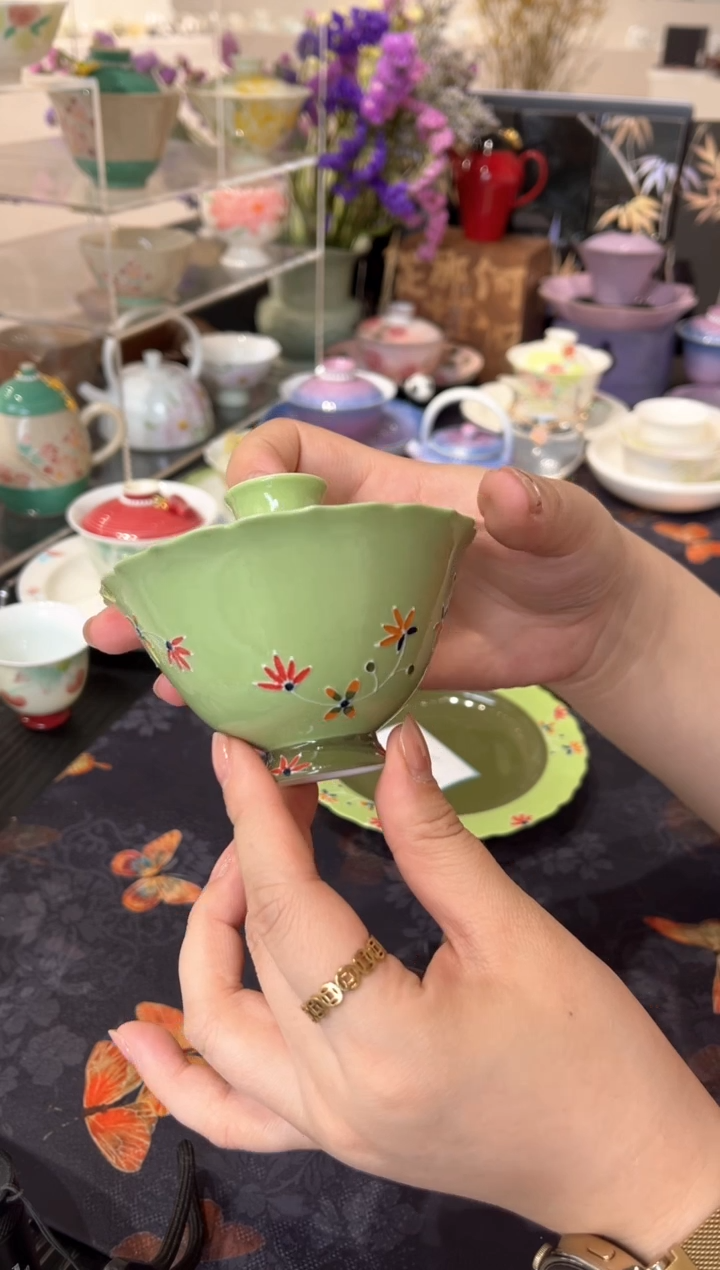 【闪购商品】明知山志-有田烧-春绮花铃-海苑高足盖碗