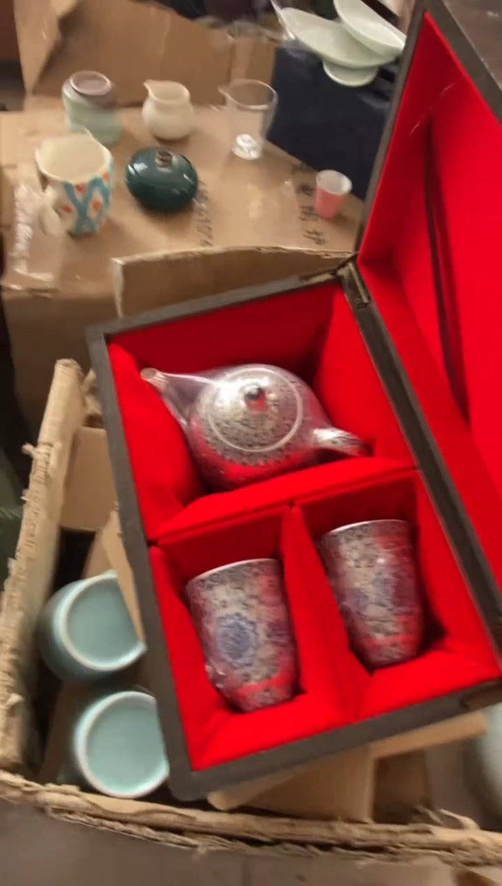 杯无运费险有瑕疵的摄影的产品有使用过的痕迹有点脏介意勿拍
