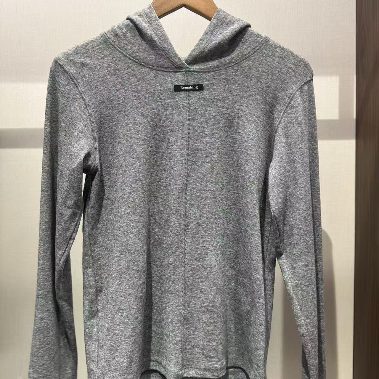 韩小标连帽小衫0138