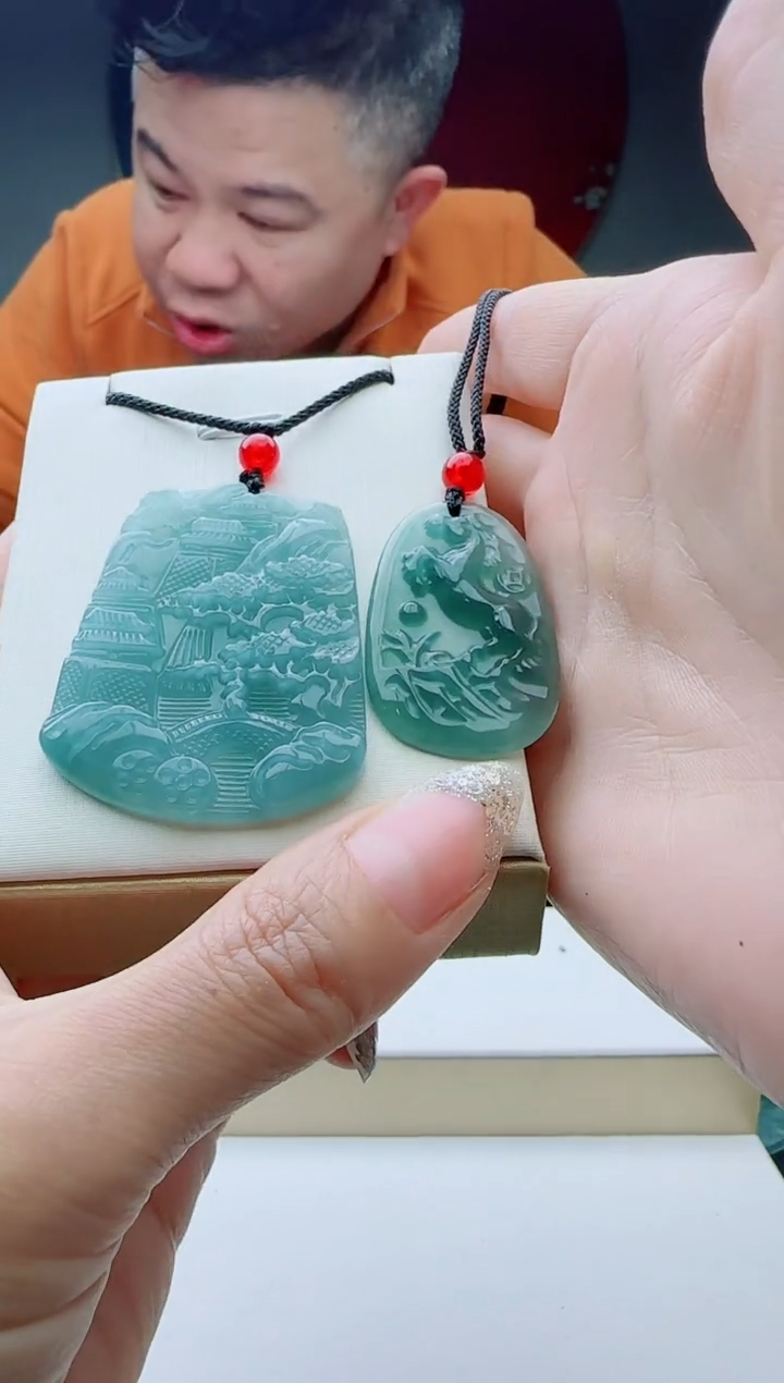 颈饰未镶嵌翡翠多样性发其一