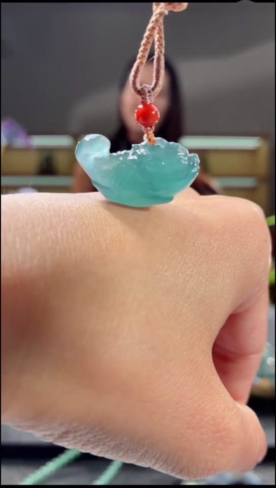 吊坠(不含链)未镶嵌翡翠龙鱼（多样性发其一）