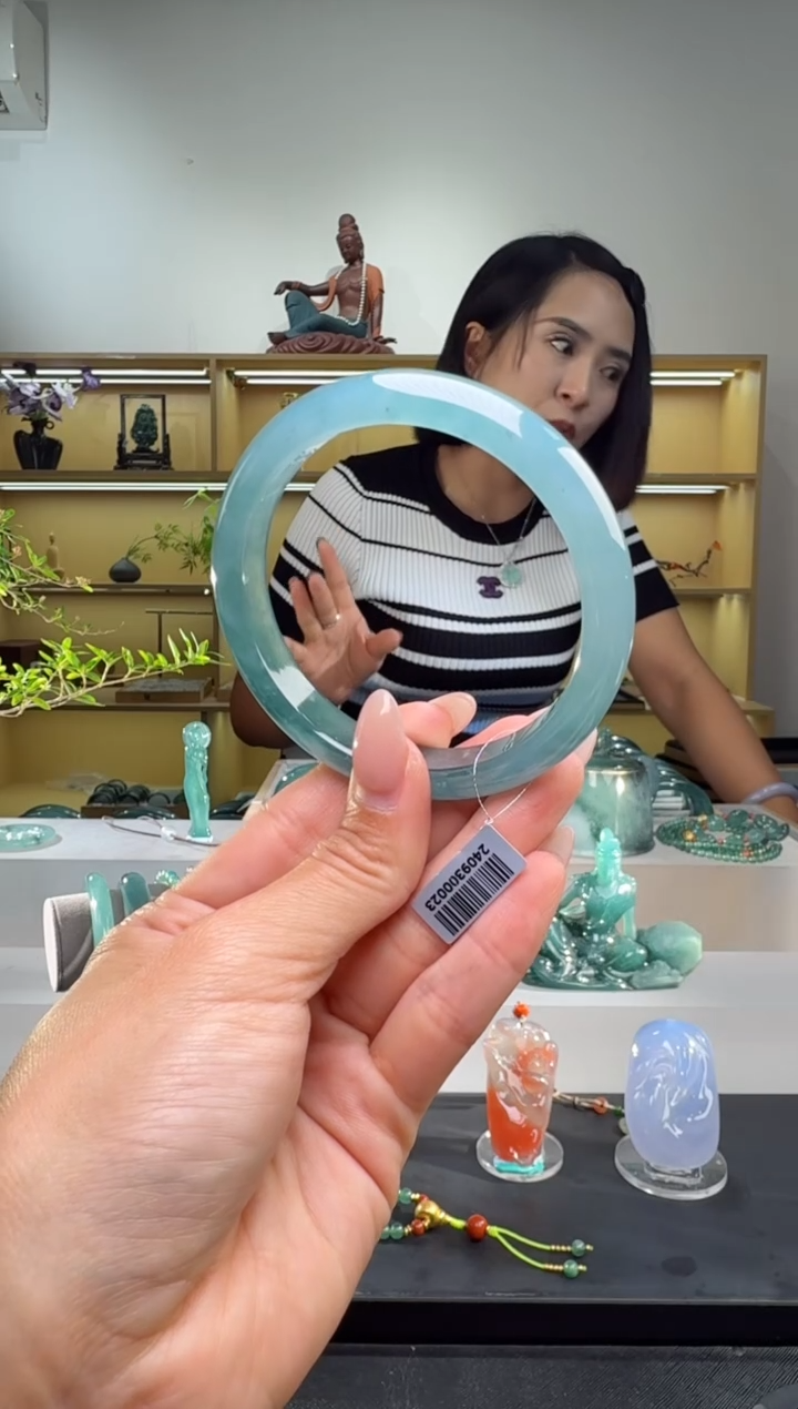 未镶嵌手镯翡翠60.7圈