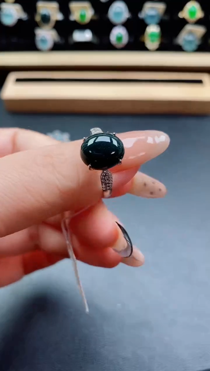 银S925镶嵌戒指翡翠1