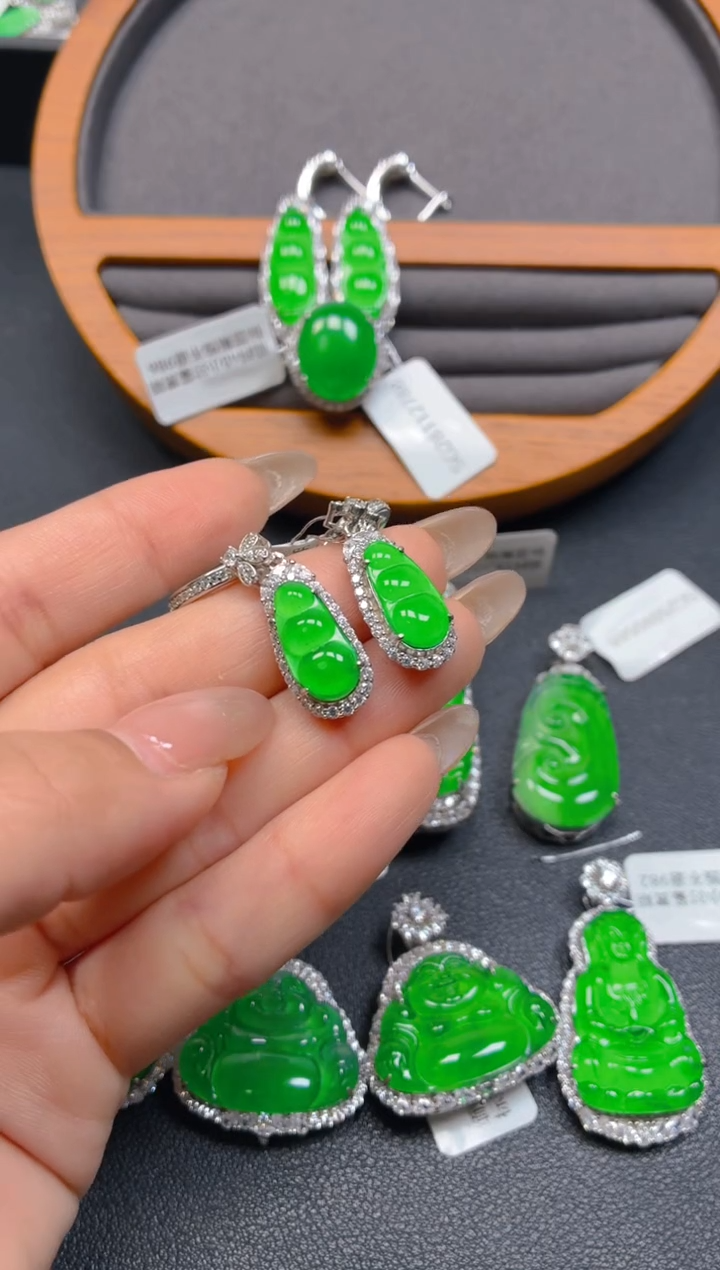 银S925镶嵌挂件翡翠1