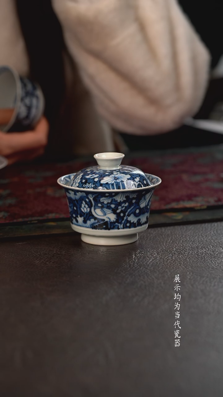 雲山敬古蓝地一路莲科马蹄盖碗