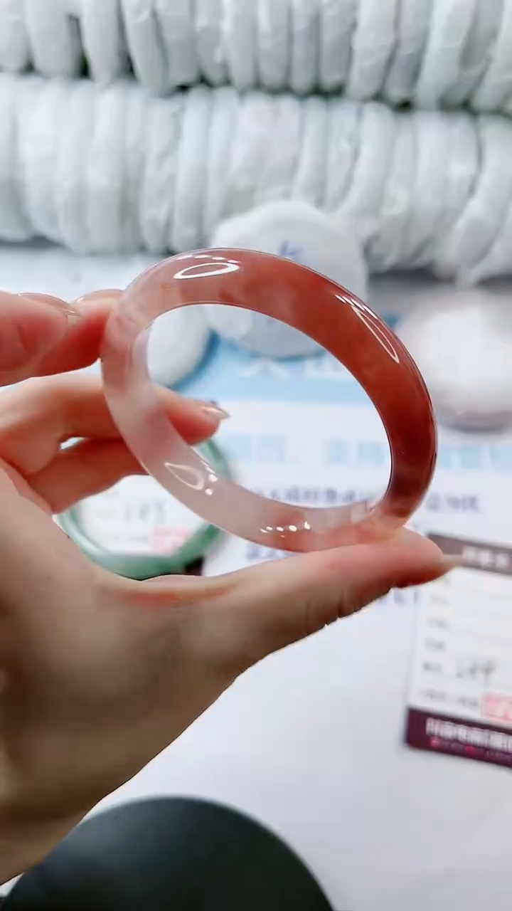 【闪购商品】石英质玉手镯未镶嵌多样性发货V44