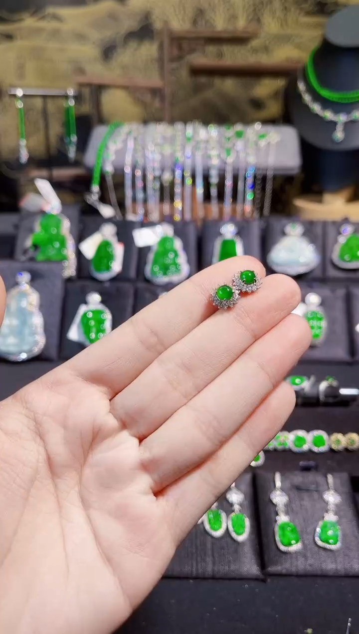 【闪购商品】翡翠耳钉银S925镶嵌蛋面耳钉