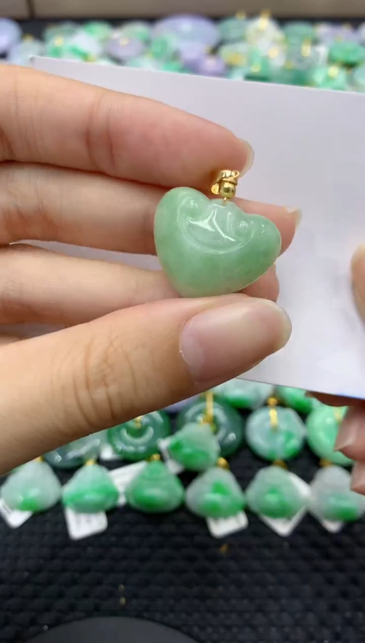 颈饰未镶嵌翡翠天然缅甸翡翠A货