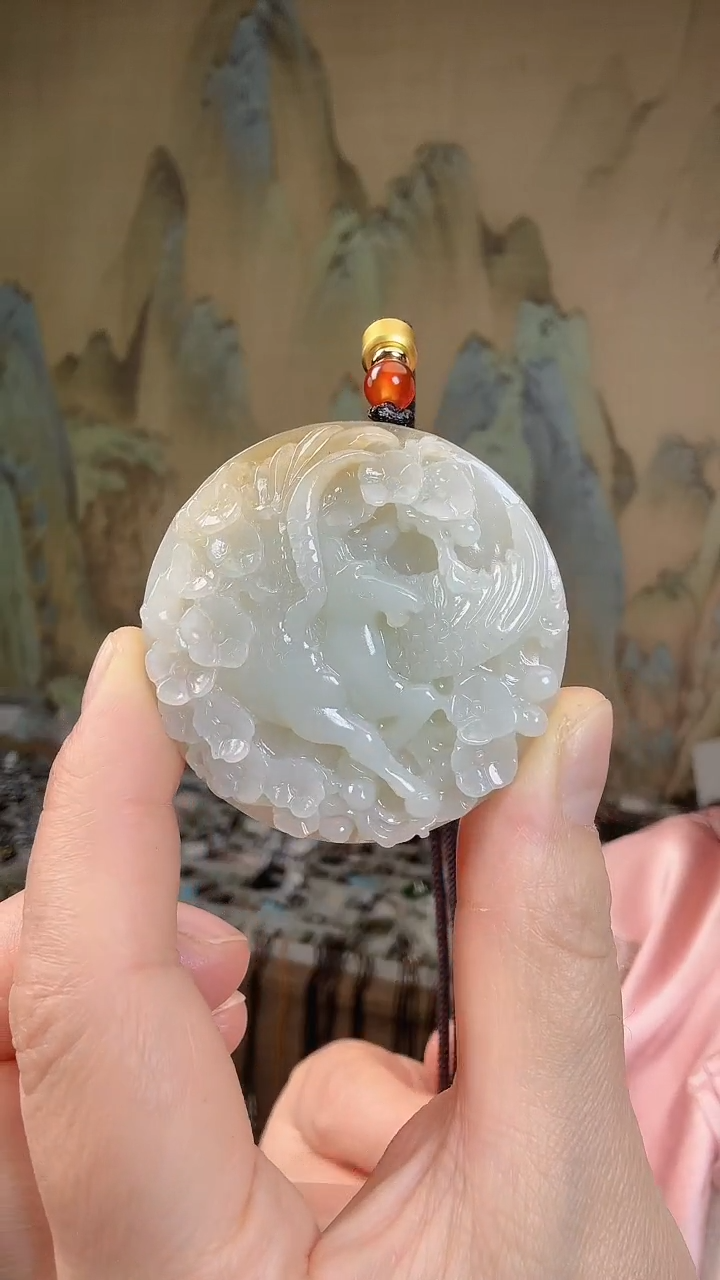 颈饰未镶嵌和田玉.