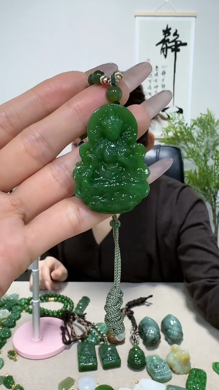 未镶嵌和田玉挂件1