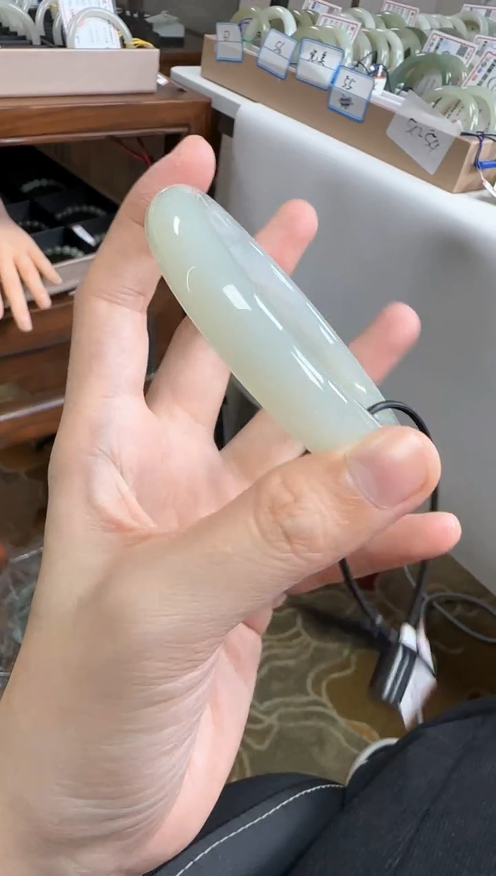 未镶嵌手镯和田玉58