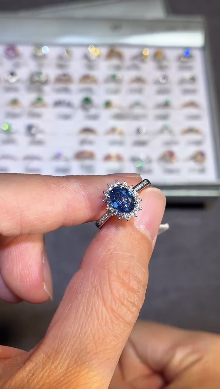 戒指蓝宝石18K金镶嵌【闪购】1.18ct/七天鉴赏/矢车菊