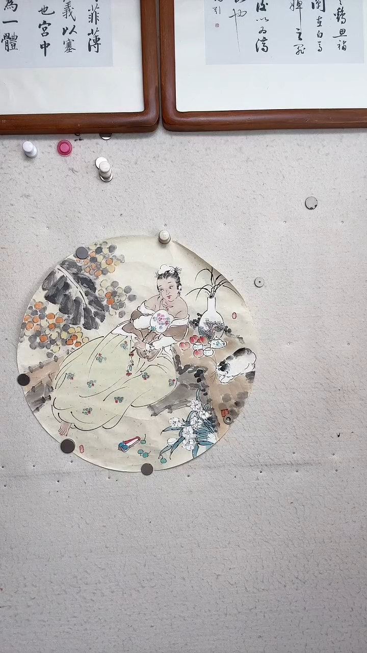 【闪购商品】国画圆形   人物画一幅