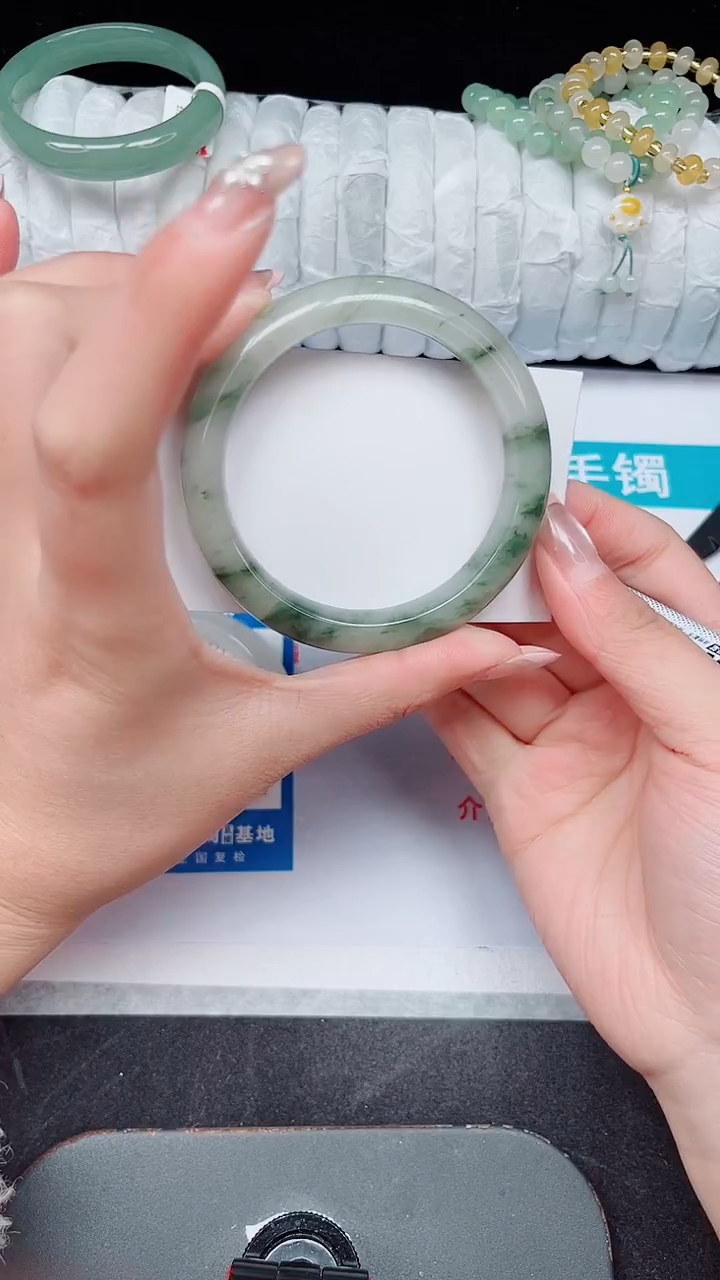 未镶嵌手镯石英质玉402-56/57