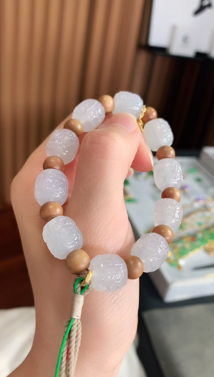 【闪购商品】翡翠手串未镶嵌手串